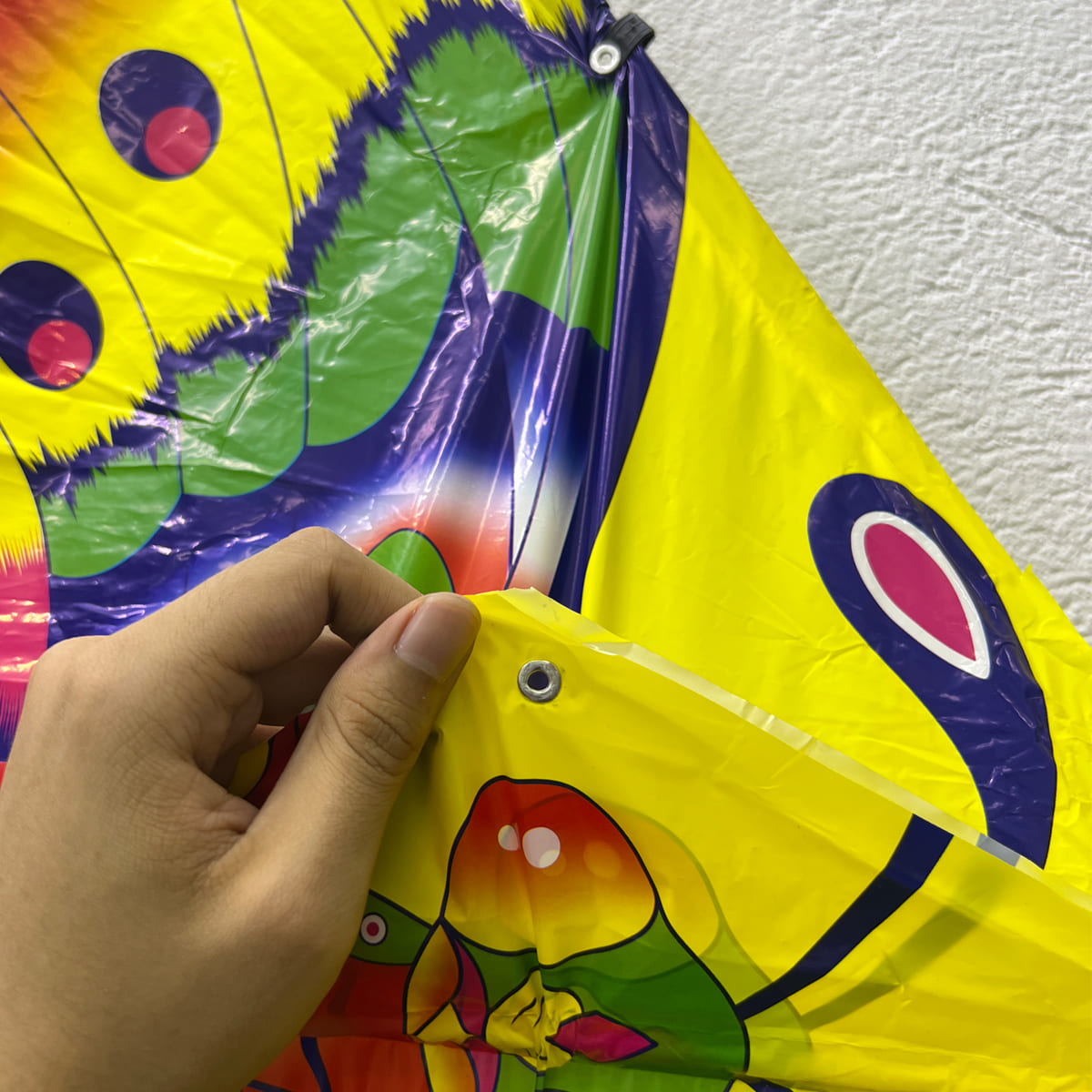 Miniatura 4 de Cometa Infantil Colorida Figuras COM-1